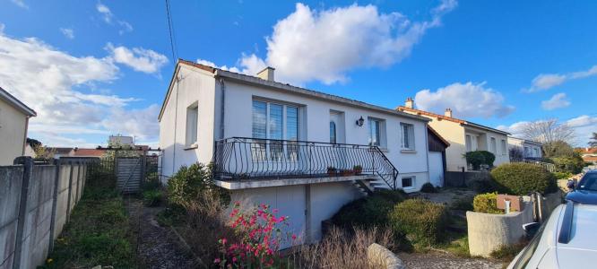 For sale Gorges 4 rooms 84 m2 Loire atlantique (44190) photo 0