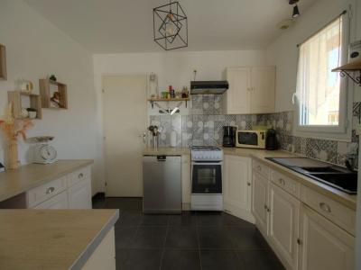 For sale Sainte-ouenne 5 rooms 113 m2 Deux sevres (79220) photo 3
