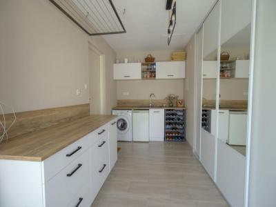 For sale Sainte-ouenne 5 rooms 113 m2 Deux sevres (79220) photo 4