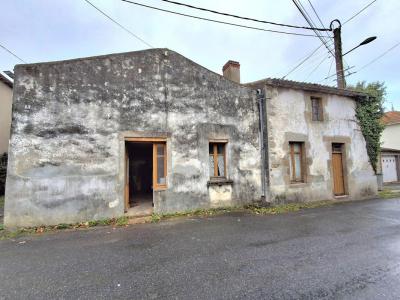 For sale Saint-hilaire-de-clisson 5 rooms 90 m2 Loire atlantique (44190) photo 0