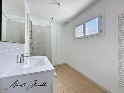For sale Redessan 7 rooms 185 m2 Gard (30129) photo 4