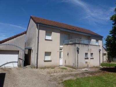 Louer Maison Ygrande 661 euros
