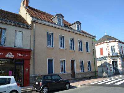 Louer Appartement 75 m2 Montmarault