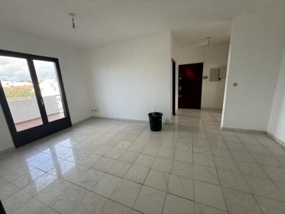 Annonce Vente 4 pi�ces Appartement Saint-denis-chaudron 974