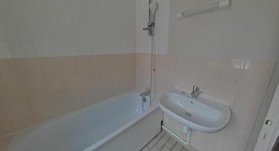 Louer Maison Saints 528 euros