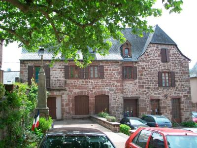 For rent Saint-cyprien-sur-dourdou 4 rooms 85 m2 Aveyron (12320) photo 0