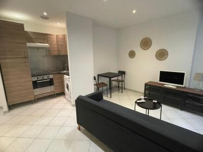 For rent Marseille-2eme-arrondissement 2 rooms 32 m2 Bouches du Rhone (13002) photo 0