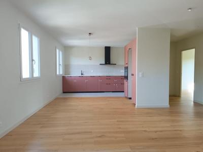 For rent Narbonne 4 rooms 93 m2 Aude (11100) photo 0