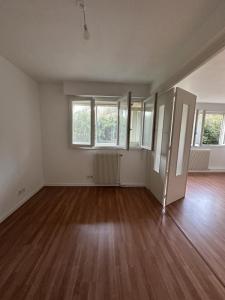 For rent Rennes 2 rooms 44 m2 Ille et vilaine (35000) photo 2