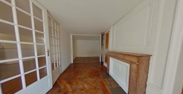 Louer Appartement Lyon-6eme-arrondissement 824 euros