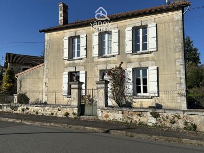 Annonce Vente 8 pi�ces Maison Massignac 16