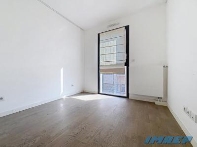 For rent Marseille-7eme-arrondissement 3 rooms 69 m2 Bouches du Rhone (13007) photo 2