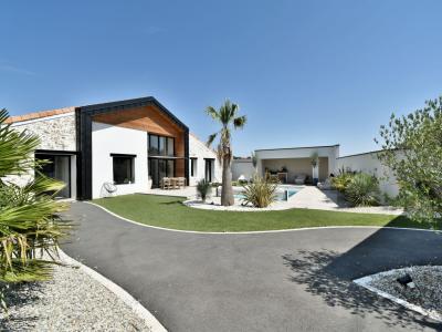 For sale 3 MIN CHOLET 6 rooms 180 m2 Maine et loire (49300) photo 0