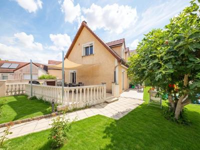 For sale Quetigny 10 rooms 191 m2 Cote d'or (21800) photo 1
