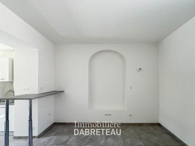 Louer Appartement Venissieux 860 euros