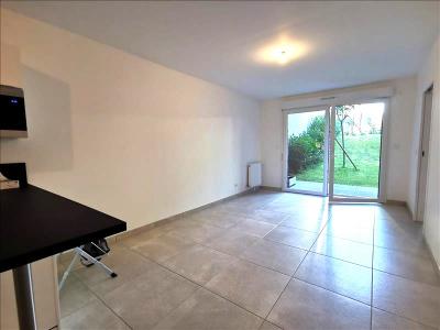 For rent Bourg-la-reine 2 rooms 46 m2 Hauts de Seine (92340) photo 0