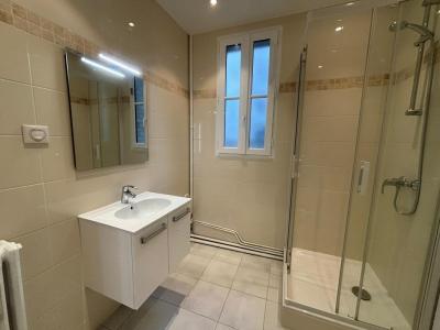 Louer Appartement 35 m2 Paris-12eme-arrondissement