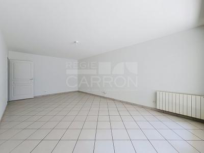 For rent Lyon-7eme-arrondissement 3 rooms 72 m2 Rhone (69007) photo 1