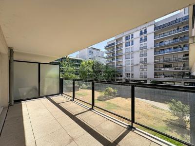 For rent Lyon-7eme-arrondissement 3 rooms 72 m2 Rhone (69007) photo 2