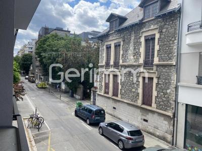 Louer Appartement Grenoble 371 euros