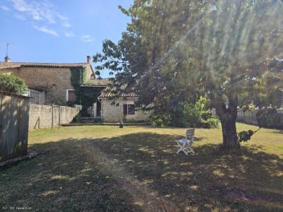 For sale Sauze-vaussais 3 rooms 88 m2 Deux sevres (79190) photo 2