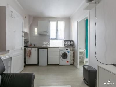 Louer Appartement 23 m2 Paris-16eme-arrondissement