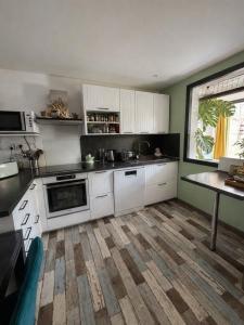 For sale Eyguieres 3 rooms 80 m2 Bouches du Rhone (13430) photo 3