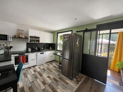 For sale Eyguieres 3 rooms 80 m2 Bouches du Rhone (13430) photo 4
