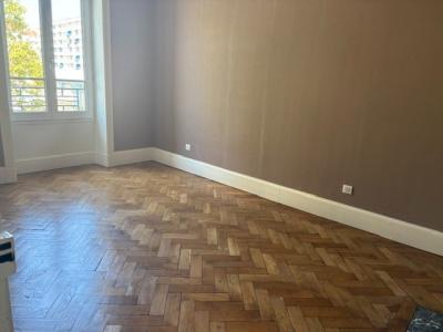 Louer Appartement 59 m2 Lyon-3eme-arrondissement