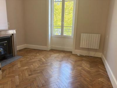 Louer Appartement Lyon-3eme-arrondissement Rhone