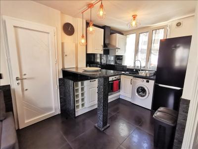 For rent Perreux-sur-marne 2 rooms 27 m2 Val de Marne (94170) photo 3