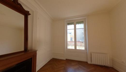 Louer Appartement Lyon-7eme-arrondissement Rhone