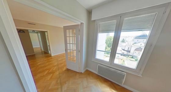 Louer Appartement Lyon-6eme-arrondissement 2493 euros