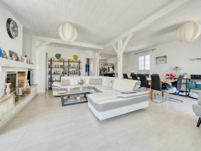 For sale Bussac-sur-charente 6 rooms 176 m2 Charente maritime (17100) photo 1