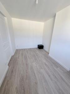 For sale Lons-le-saunier 3 rooms 61 m2 Jura (39000) photo 4