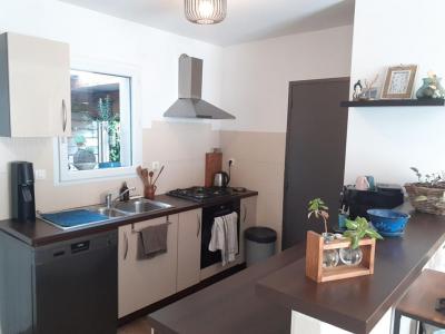 For sale Drennec 5 rooms 68 m2 Finistere (29860) photo 3