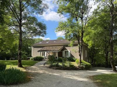 Acheter Prestige Saint-etienne-de-villereal 1960000 euros