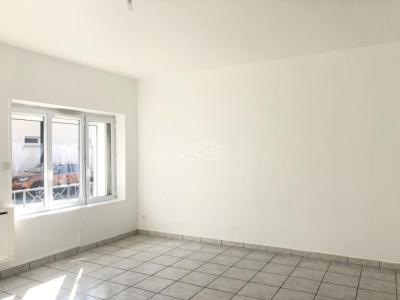 Louer Appartement Fontenay-tresigny 850 euros