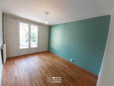 Louer Appartement Caluire-et-cuire 1015 euros