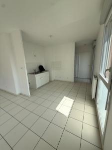 Louer Appartement 98 m2 Ternay
