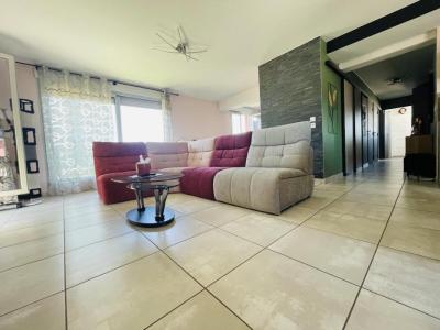 For sale Loyettes 3 rooms 88 m2 Ain (01360) photo 3