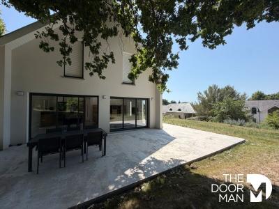 For sale Guerande 6 rooms 173 m2 Loire atlantique (44350) photo 0