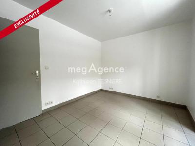 For sale Granville 2 rooms 33 m2 Manche (50400) photo 3