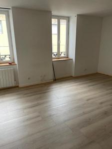 For rent Tarascon-sur-ariege 3 rooms 72 m2 Ariege (09400) photo 3