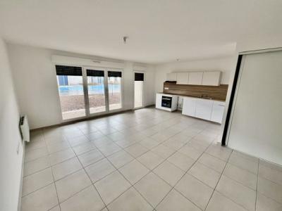 For rent QUARTIER R�SIDENTIEL 4 rooms 84 m2 Marne (51510) photo 0