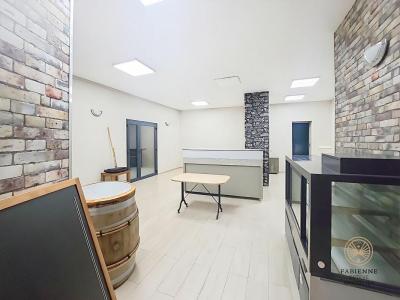 For sale Noves 5 rooms 188 m2 Bouches du Rhone (13550) photo 4