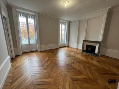 For rent Lyon-9eme-arrondissement 3 rooms 75 m2 Rhone (69009) photo 0
