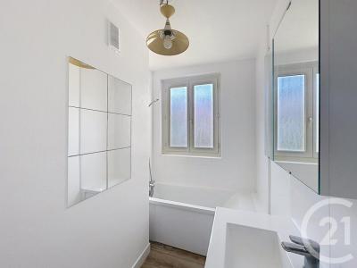 For rent Villejuif 2 rooms 45 m2 Val de Marne (94800) photo 4