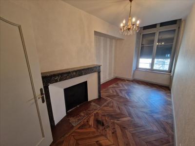 For rent Riom 4 rooms 105 m2 Puy de dome (63200) photo 4