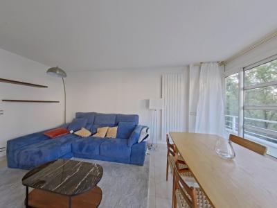 Louer Appartement 71 m2 Paris-7eme-arrondissement